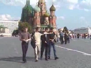 Молоденькие студенты выпили и занялись сексом на полу